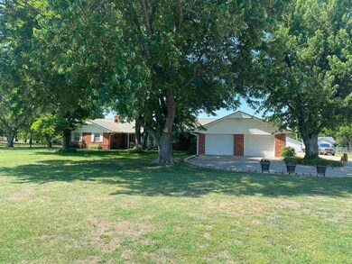 3001 W Bois d Arc Ave, Duncan, OK 73533 - photo 2