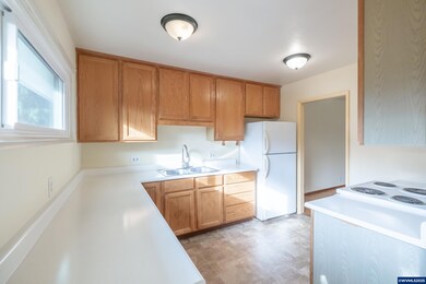1524 NW 11th St, Corvallis, OR 97330 - photo 6