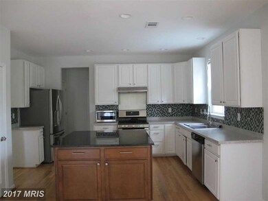 11207 Cool Breeze Place, Germantown, MD 20876 - photo 3