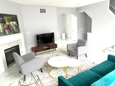 328 W Main St, Carmel, IN 46032 - photo 5