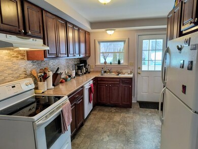 50-52 Grove St, Keene, NH 03431 - photo 4