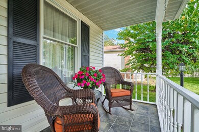 7608 Fallswood Way, Lorton, VA 22079 - photo 3