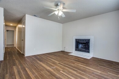 151 Allencrest Dr unit B, Fort Worth, TX 76108 - photo 6