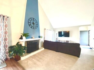 8107 Halsey St, Lenexa, KS 66215 - photo 6