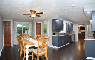 208 S Roby Dr, Anderson, IN 46012 - photo 6