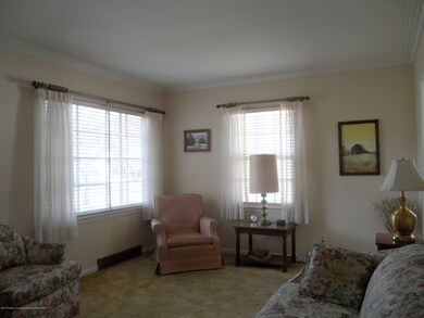 601 Brookland Blvd, Lansing, MI 48910 - photo 2