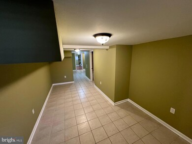 620 Appleton St, Baltimore, MD 21217 - photo 7