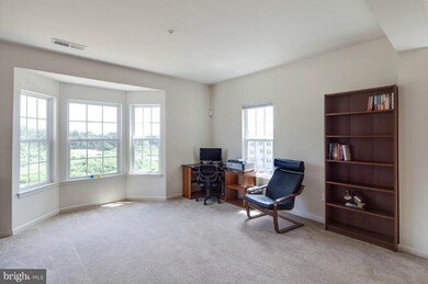 7130 Daniel John Dr unit 17, Elkridge, MD 21075 - photo 4