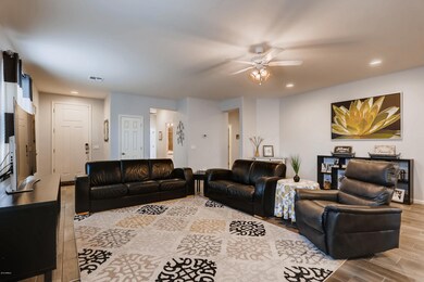 7664 W Quail Track Drive-print-006-5-Liv