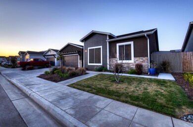 6346 E Fedora Ave, Fresno, CA 93727 - photo 2