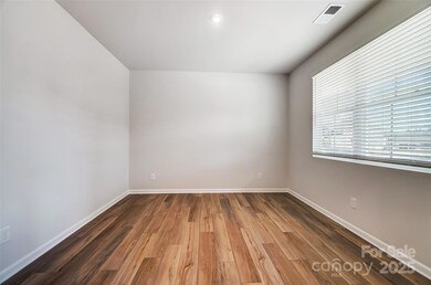 Photo representation only. Exterior and interior colors and finishes will vary. 