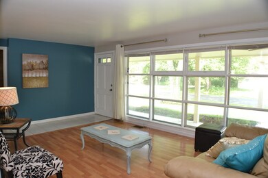 18165 Mary Ann Ln, Country Club Hills, IL 60478 - photo 3