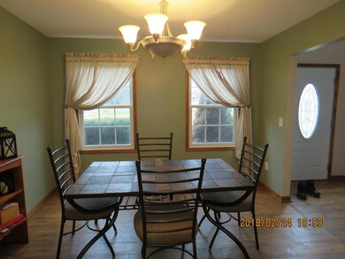 772 Coonpath Rd NE, Lancaster, OH 43130 - photo 4