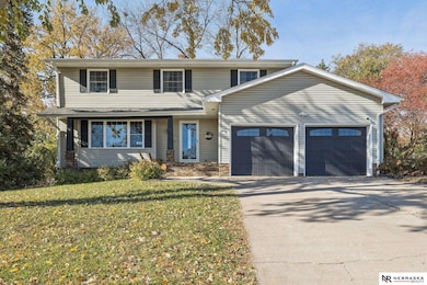 574 S 126th St, Omaha, NE 68154 - photo 2