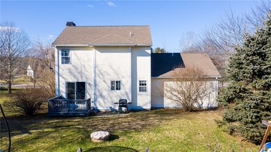 35 Straw Ln, Wakefield, RI 02879 - photo 4