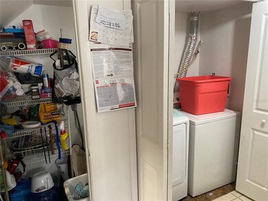 Pantry and laundry located in Kitchen area