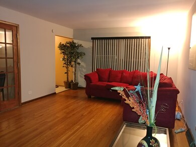 814 Carnation Ln, Matteson, IL 60443 - photo 3