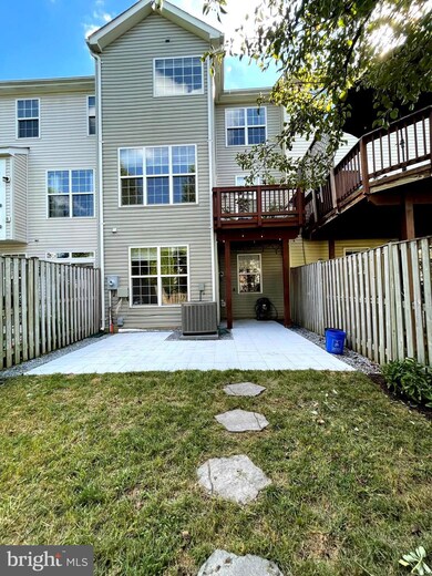 46796 Vermont Maple Terrace, Sterling, VA 20164 - photo 3