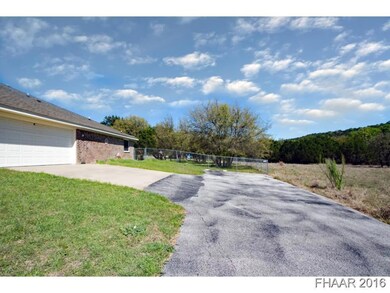 2302 Big Divide Rd, Copperas Cove, TX 76522 - photo 2