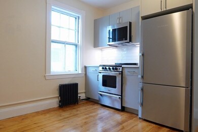 81 Oxford St unit 3, Cambridge, MA 02138 - photo 2