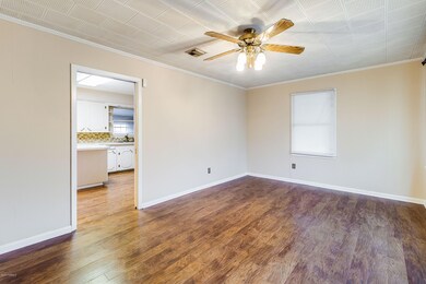 1219 Scott St-7