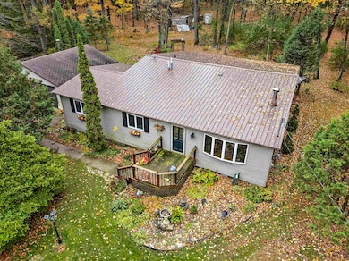 W6763 Curt Black Rd, Shawano, WI 54166 - photo 2