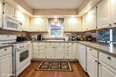 5665 W 250 N, La Porte, IN 46350 - photo 4