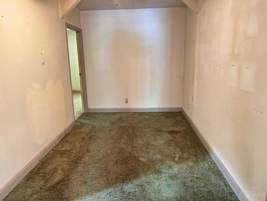 20 Sherry Rd, Cincinnati, OH 45215 - photo 4