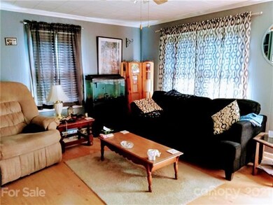 1431 S Ridge St, Shelby, NC 28152 - photo 3