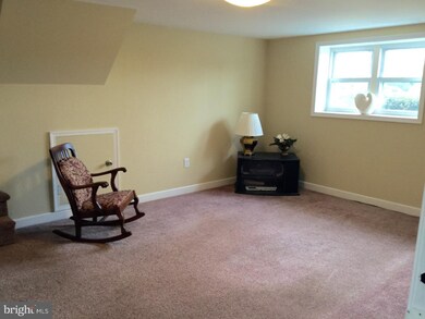 779 Phillips Rd, Warminster, PA 18974 - photo 6