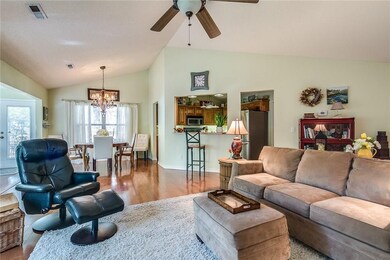 22 Cambria Dr, Bella Vista, AR 72715 - photo 6