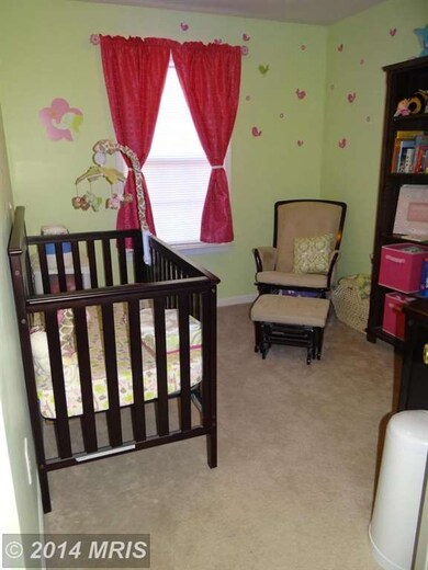 233 Scarboro Dr, Bunker Hill, WV 25413 - photo 5