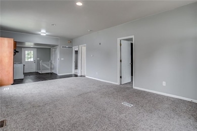 903 Walnut Ave, Osawatomie, KS 66064 - photo 7