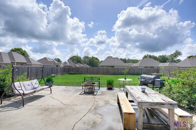 5362 Queens Carriage St, Zachary, LA 70791 - photo 3