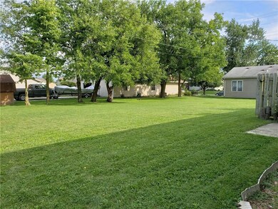 614-616 N Vine St, Saint Marys, OH 45885 - photo 3