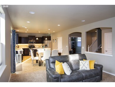 Living Room/Dining Room