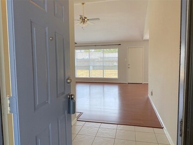 7835 Yellow Pine Dr, Houston, TX 77040 - photo 3