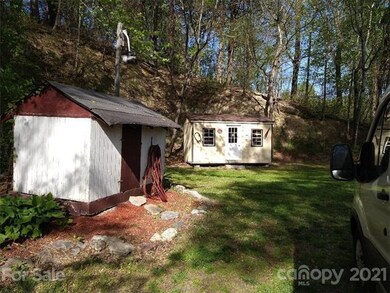 40 Turtle Dove Ln, Hendersonville, NC 28792 - photo 6