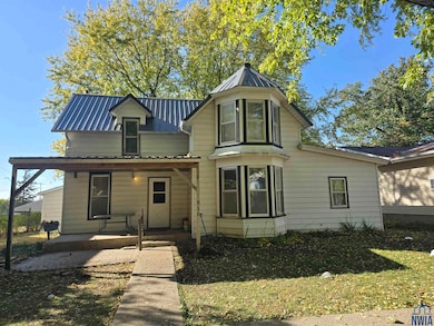 310 S Dundas St, Schaller, IA 51053 - photo 2