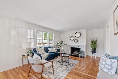 16 Davis St, Saugus, MA 01906 - photo 4