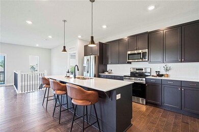 407 Woodview Dr, Raymore, MO 64083 - photo 3