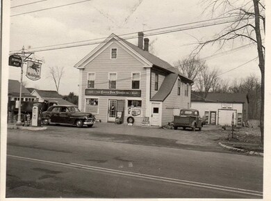 10 Main St, Hubbardston, MA 01452 - photo 2