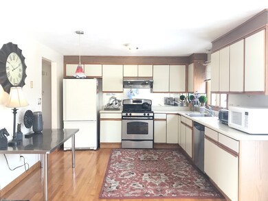 17 Reilly Dr, Randolph, MA 02368 - photo 3