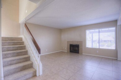 306 E Larkspur Ln Tempe AZ-large-003-1-F