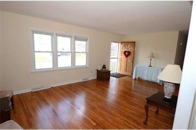 4600 Laura Dr, Wilmington, DE 19804 - photo 3