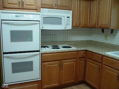 1808 Orchid Ct, Indianapolis, IN 46219 - photo 6