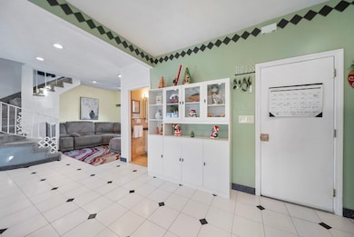 18 Seaview Ave, Revere, MA 02151 - photo 4