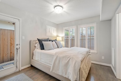 First floor bedroom. Door leads to outside area!