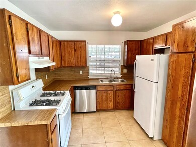 1802 Prairie Knoll Ct unit B, Austin, TX 78758 - photo 4