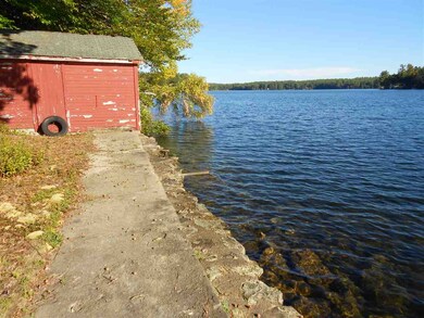 668 Brackett Rd, Sanbornville, NH 03872 - photo 7